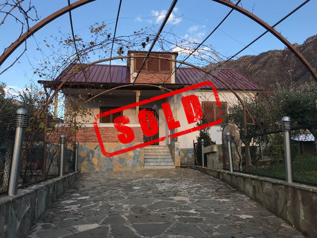 Villa for sale near the mosques in Priske e Madhe area in Tirana, Albania.
In the outskirts of Tira